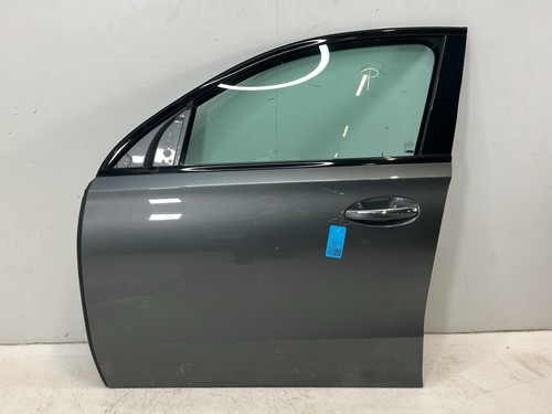 Porta sinistra anteriore