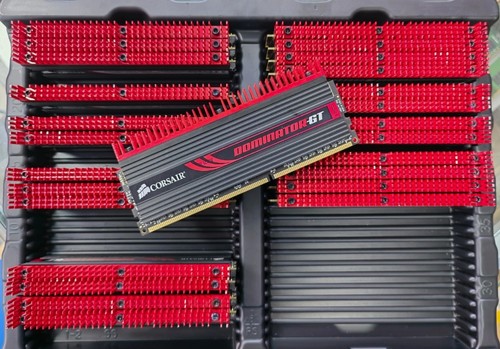 Corsair dominator 8 gb - 4, x