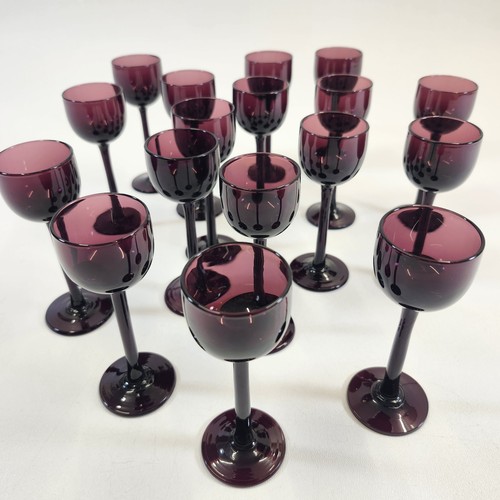 Bicchieri cordiali soffiati - 17,