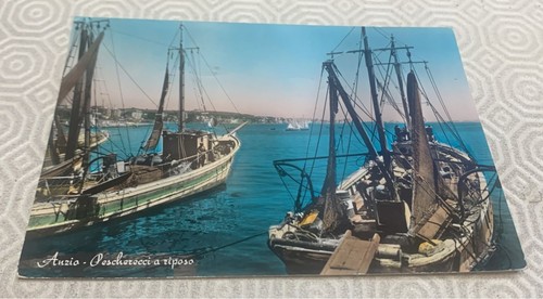 Cartolina anzio pescherecci - anzio,