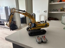 Lego Technic Excavator (8043)