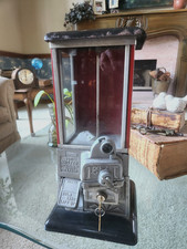 Macchina per gumball, arachidi