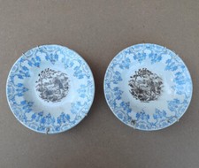 Coppia di piatti in ceramica