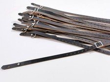 Elmetto acciaio mentoniera Wehrmacht. Ferramenta in alluminio per primi caschi, datata 1938