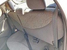 asientos traseros TOYOTA YARIS