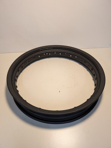 Cerchio canale ruota raggi