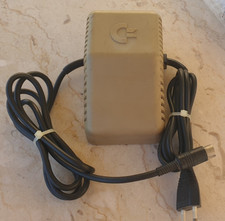 Commodore 64, Vic-20, alimentatore originale "FUNZIONANTE", no C128 o amiga