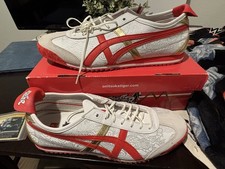 Onitsuka Tiger Black Street