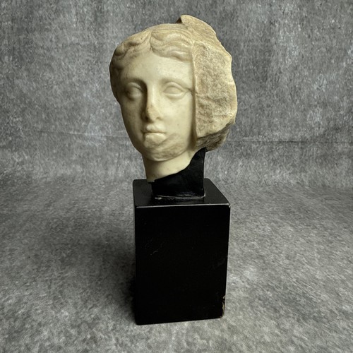 Antica fanciulla kore - antica,