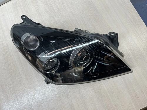 Faro proiettore anteriore