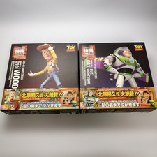 Revoltech Woody Buzz Lightyear