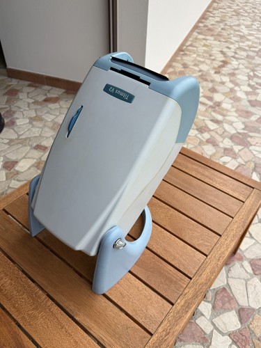 Titmus vision screener - v2,