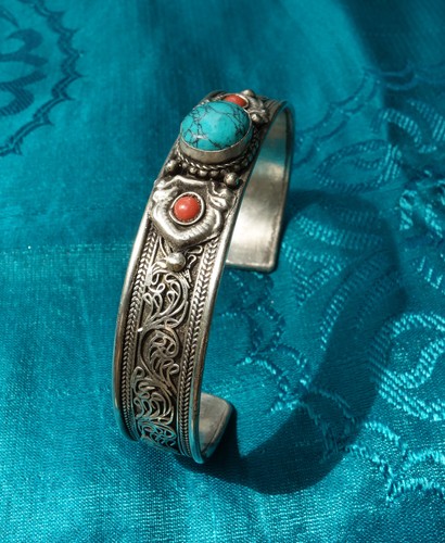 Bracciale rigido tibetano - rigido, in