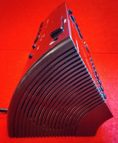 Radio space age - grunding, anni