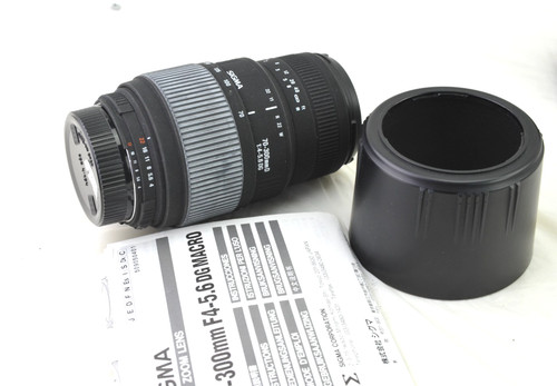 Sigma 300 4 - sigma, 1:4-5,6d