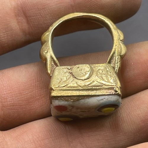 Bellissimo anello antico
