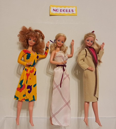 1980 lotto abiti barbie - 1980,