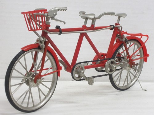Bicicletta tandem rosso senza - bicicletta/tandem,