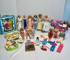 Lotto 12 bambole Barbie