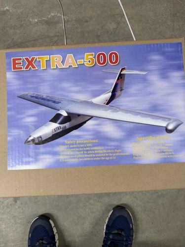 Nuovo aereo radiocomandato - nuovo!,