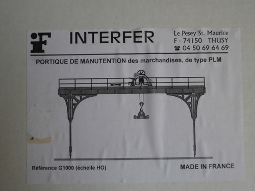 Laiton portique de - ho,
