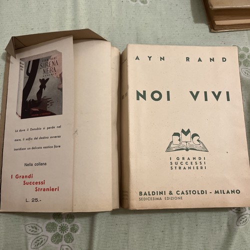 Noi vivi ayn - noi, living).