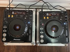 Pioneer CDJ-1000 Pair w/ Road