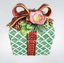 Fitz & Floyd Confezione Regalo Natale Ceramica Pino con Fiore Rosa Verde Oro e Borgogna