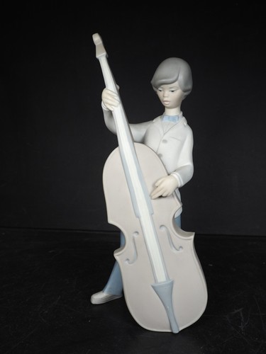 Lladro boy bass 4615 porcelain - boy,