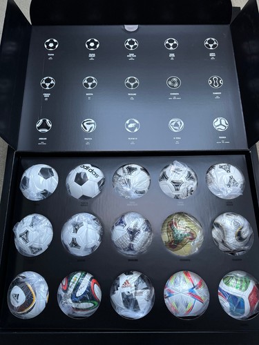 Adidas mini ball - wm,