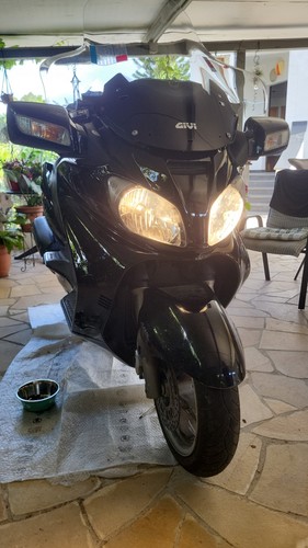 Suzuki burgman executive 650 - suzuki,