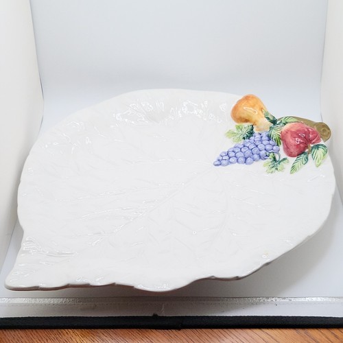 Piatto ceramica forma di - piatto,
