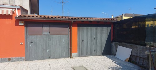 Porta garage basculante - n.2,