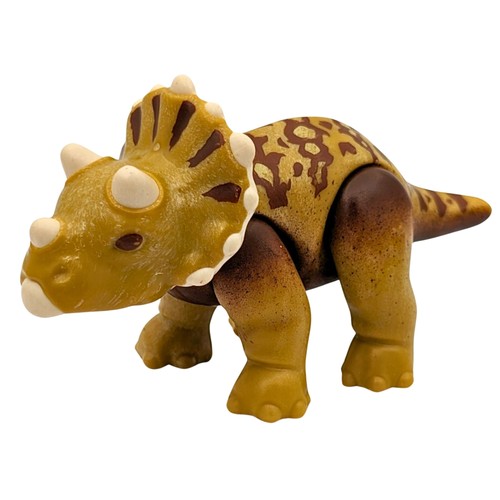 Playmobil alleva dinosauro