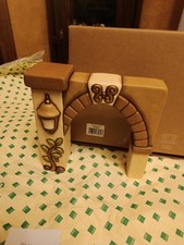 Bellissimo Portale Con Lanterna  Natural Per Il Presepe Giubileo Thun Club