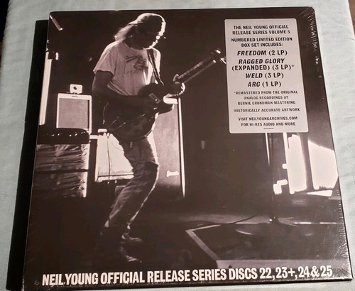 Neil young official - neil,