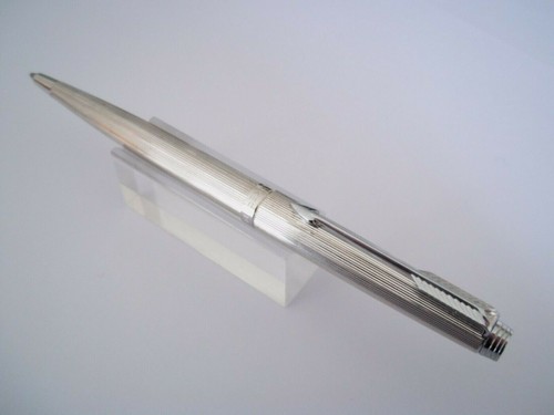 Mythique magnifique stylo - magnifique,