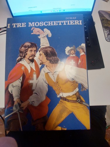 Libro tre moschettieri - tre, dumas