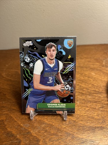 2025 topps cosmic - 2025-26,