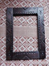 cornice sarda  finemente intagliata in legno massello