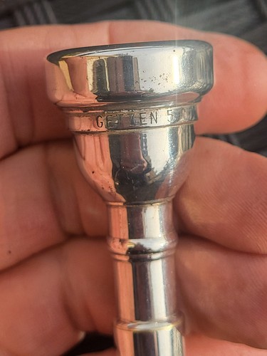 Getzen trumpet mouthpiece - trumpet,