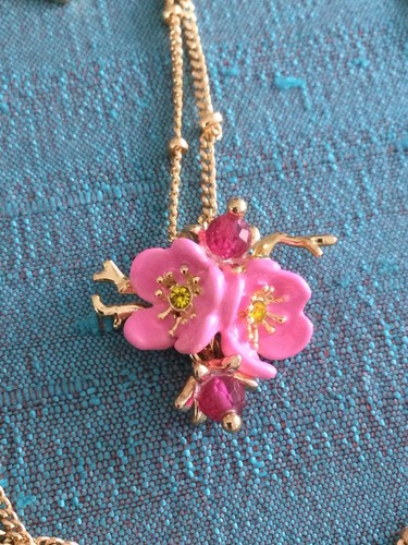 Ciondolo les nereides rosa - rosa, e