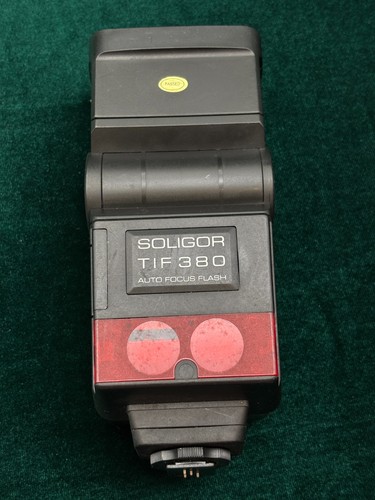 Flash messa fuoco automatica - flash, a