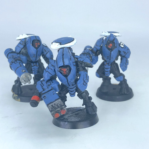 Tau stealth suits t - tau, t'au