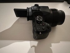 Panasonic Lumix DMC-FZ1000