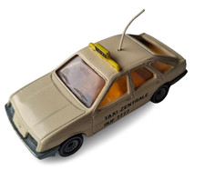 Siku 1058 Ford Sierra 2.3 Ghia