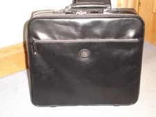 THE BRIDGE PELLE NERA BUSINESS / CUSTODIA PILOTA SU RUOTE ROLLALONG (RIDOTTO)