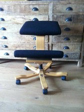 Sgabello con ruote ergonomico regolabile Stokke / Variér Wing Balance