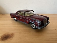 Corgi Toys Made in GT Britain scala 1:43 Mercedes-Benz 220 SE Coupe 230 Giocata