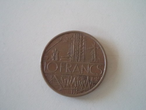 Moneta francia dieci - moneta,